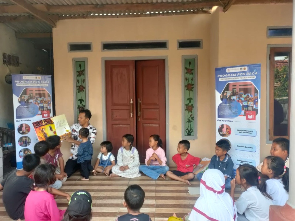 Program Peningkatan Minat Baca Anak melalui Program Pos Baca di Desa Muara Bakti